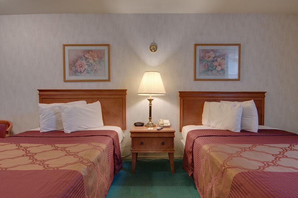 Vagabond Inn Buttonwillow I-5 Exit 253 Bakersfield Kültér fotó