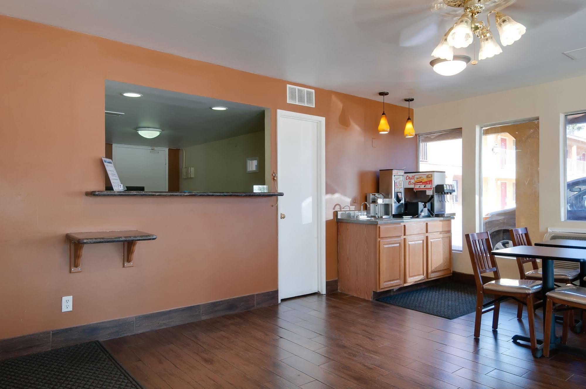 Vagabond Inn Buttonwillow I-5 Exit 253 Bakersfield Kültér fotó