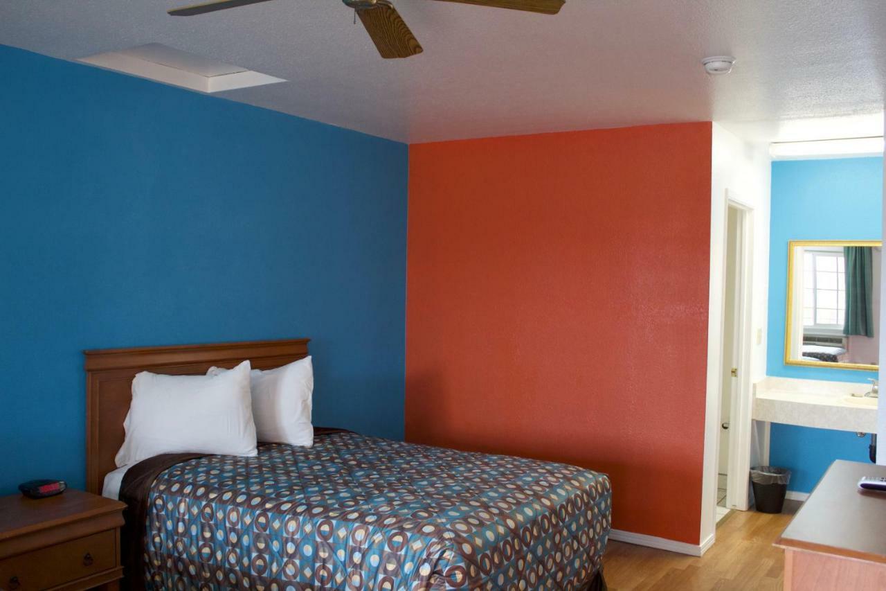 Vagabond Inn Buttonwillow I-5 Exit 253 Bakersfield Kültér fotó